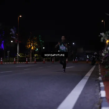 Runner Photo 5876367