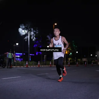 Runner Photo 5876368
