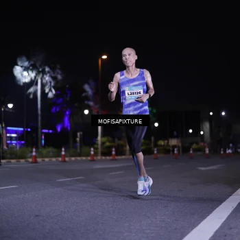 Runner Photo 5876372