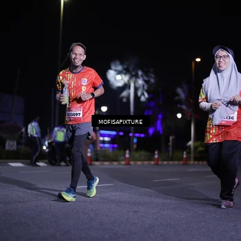 Runner Photo 5876386