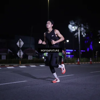 Runner Photo 5876435