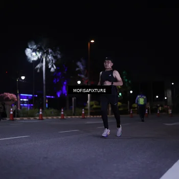Runner Photo 5876493