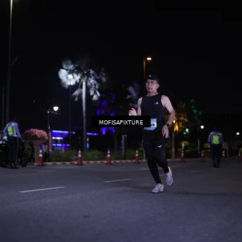 Runner Photo 5876498