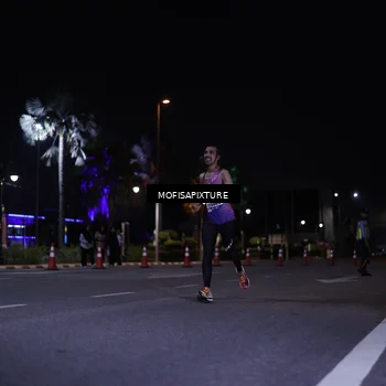 Runner Photo 5876516