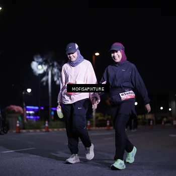 Runner Photo 5876544