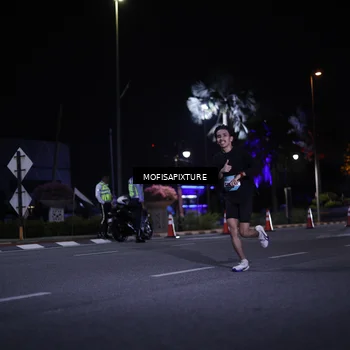 Runner Photo 5876572
