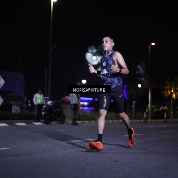 Runner Photo 5876596