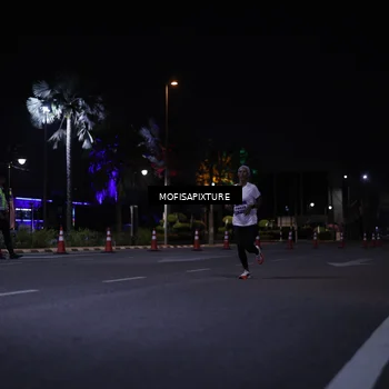 Runner Photo 5876606