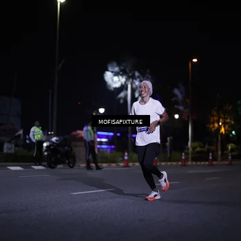 Runner Photo 5876607