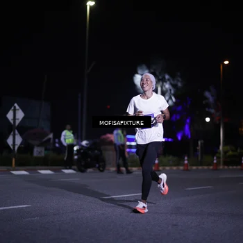 Runner Photo 5876608