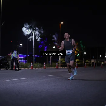 Runner Photo 5876624