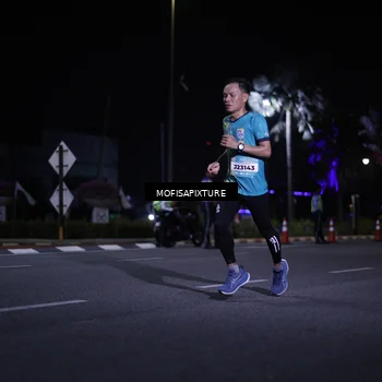 Runner Photo 5876657
