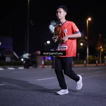 Runner Photo 5876673