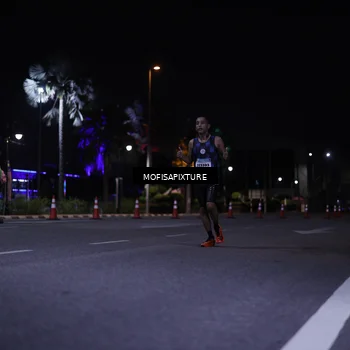 Runner Photo 5876676