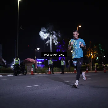 Runner Photo 5876683