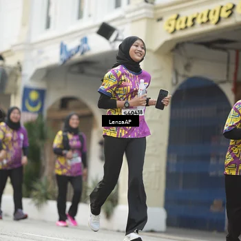 Runner Photo 5876691