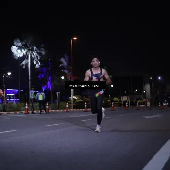 Runner Photo 5876696