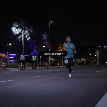 Runner Photo 5876700