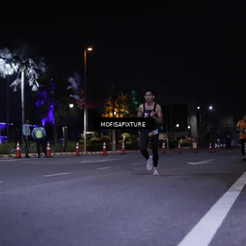 Runner Photo 5876714