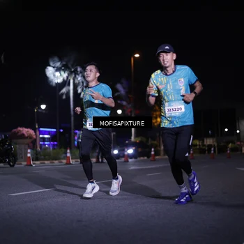 Runner Photo 5876725