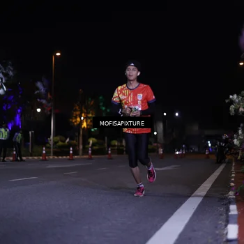 Runner Photo 5876732