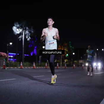Runner Photo 5876935