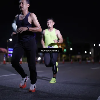 Runner Photo 5876985