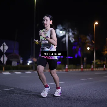 Runner Photo 5877011