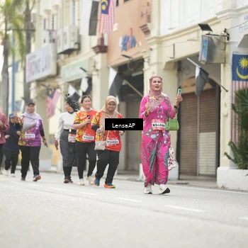 Runner Photo 5877021