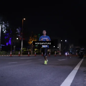 Runner Photo 5877034