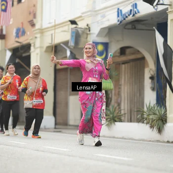 Runner Photo 5877039