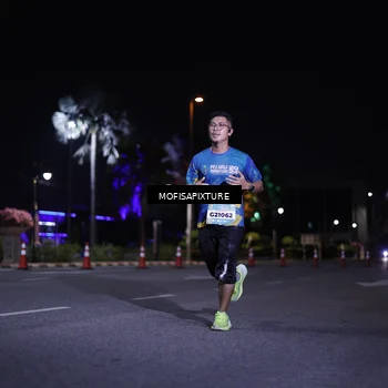Runner Photo 5877044