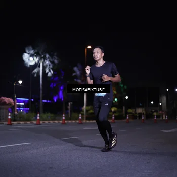 Runner Photo 5877047