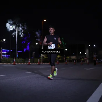 Runner Photo 5877089