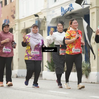 Runner Photo 5877104