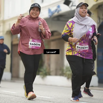 Runner Photo 5877111