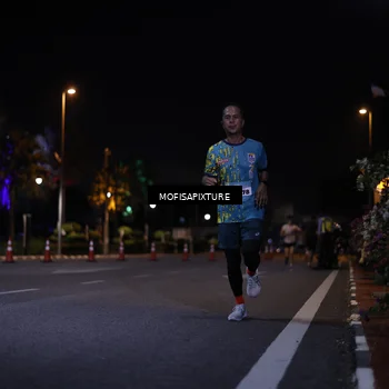 Runner Photo 5877115