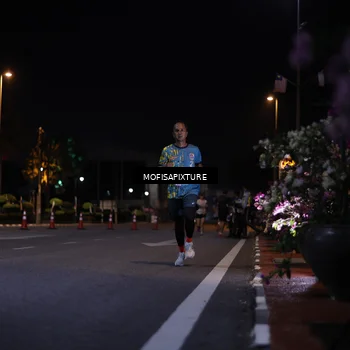 Runner Photo 5877119