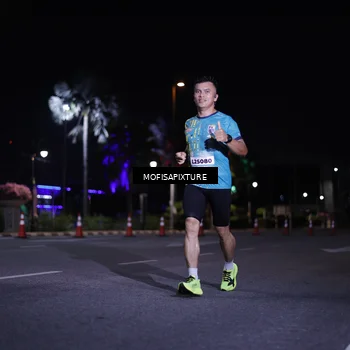 Runner Photo 5877135