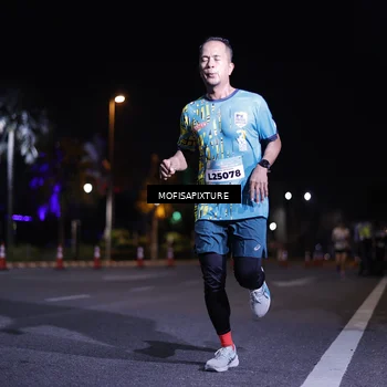 Runner Photo 5877137