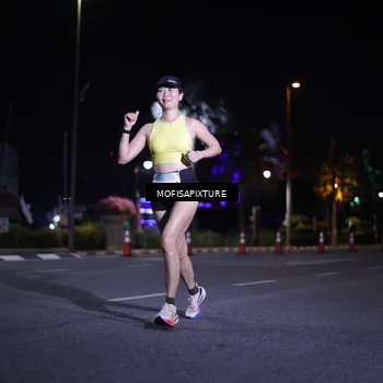Runner Photo 5877139