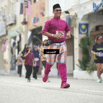 Runner Photo 5877143