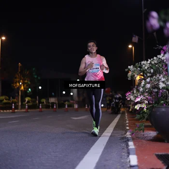 Runner Photo 5877144