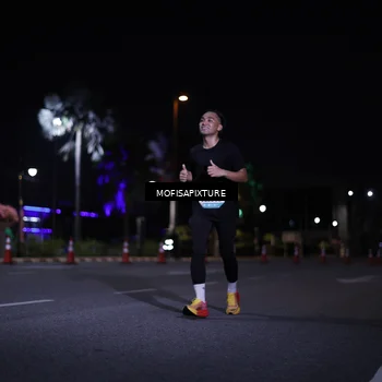 Runner Photo 5877175