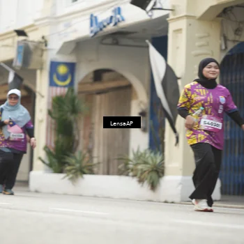 Runner Photo 5877195