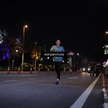 Runner Photo 5877206