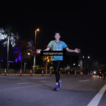 Runner Photo 5877210
