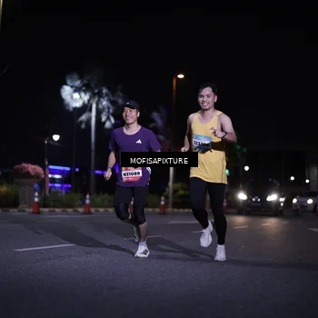 Runner Photo 5877236