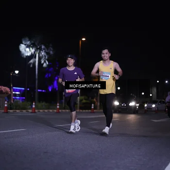 Runner Photo 5877238