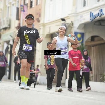 Runner Photo 5877247